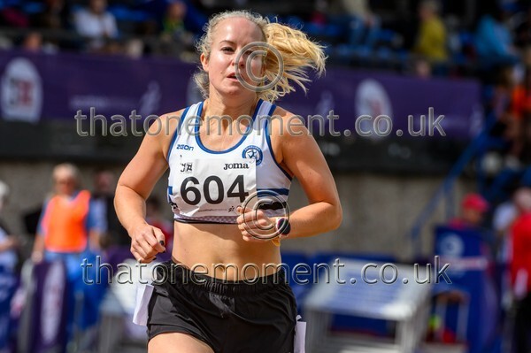 CEM26-924596 - Track Female Set One