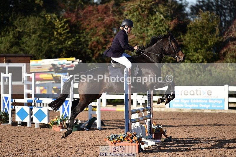 231015A-091612-06656 - Cls 22 British Novice & 90cm Open