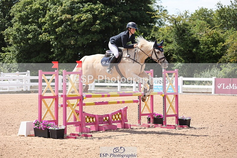 240718A-125908-05340 - Cls 9, 1 Star Bronze Tour 1.10m