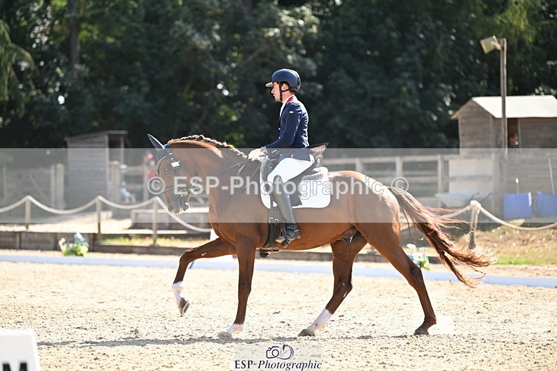 250808A-164140-02148 - 153-Angus.Corrie-DeaneVeyron.II