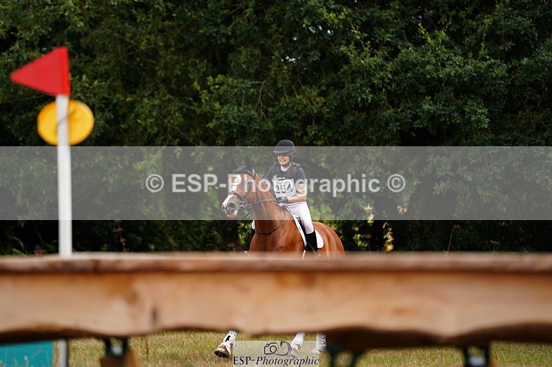 250802A-143104-05428 - F-254-Lucie.Bouchet-HALLOWEEN.NOUV