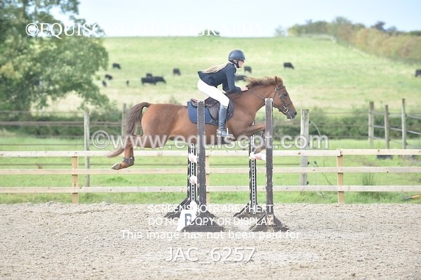 JAC_6257 - CLASS 9 SAT Pony Foxhunter/ 1.10m Open