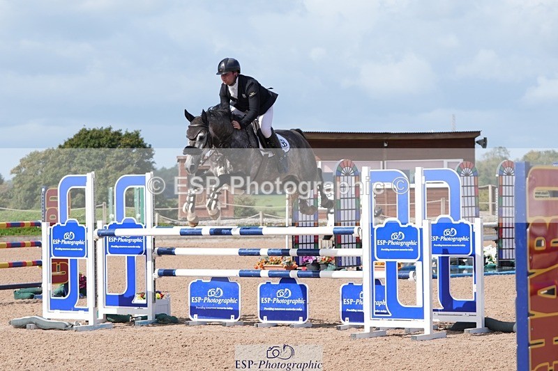 250913-114549-06730 - Cls 15 Snr Foxhunter