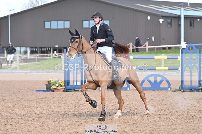 240418A-111116-02483 - Cls 5, 2 Star Medium Tour 1.35m