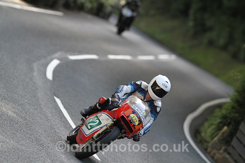 FOM_1181 - Classic TT Lap of honour