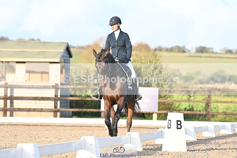 231105-153336-03059 - Cls 4 Novice 24 15.24 to 16.35 break