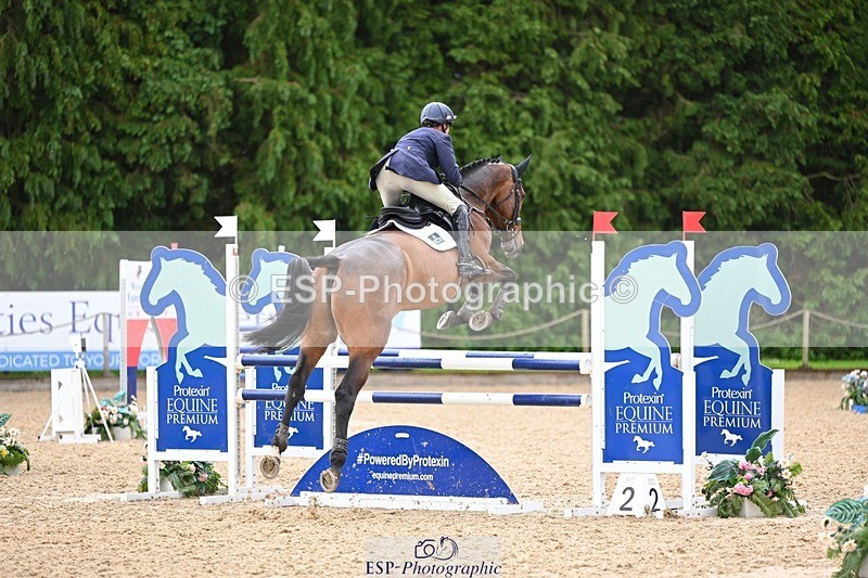 240526-145324-24801 - 222-KILCANNON_SENSATION-Harry_Meade