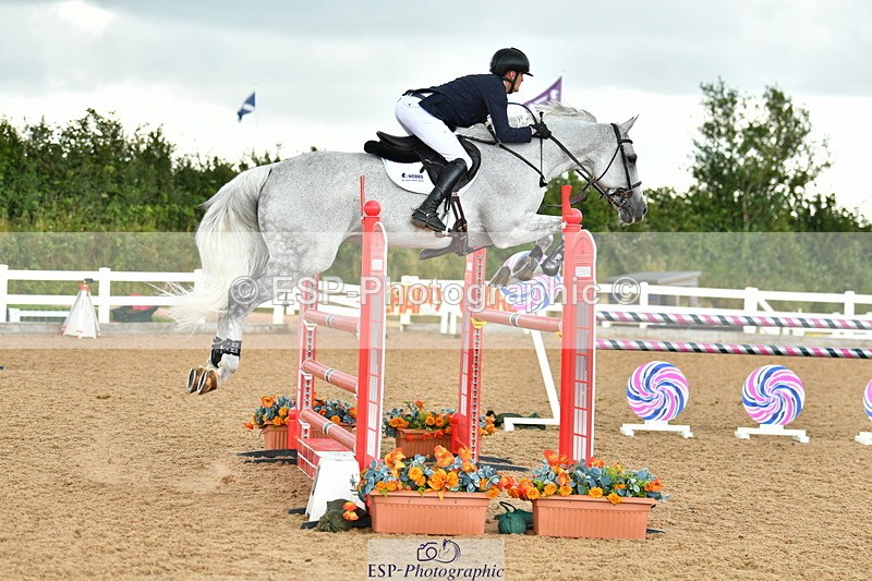 230721A-113036-05727 - Cls 18, 1 Star Silver 1.20m