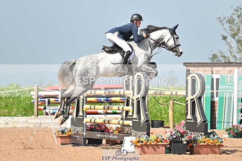 240512A-101728-17205 - Cls 48 National 1.30m Open