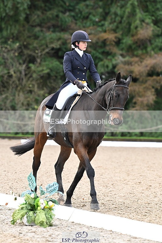 251023A-094512-01310 - B-123-Leia.Massey