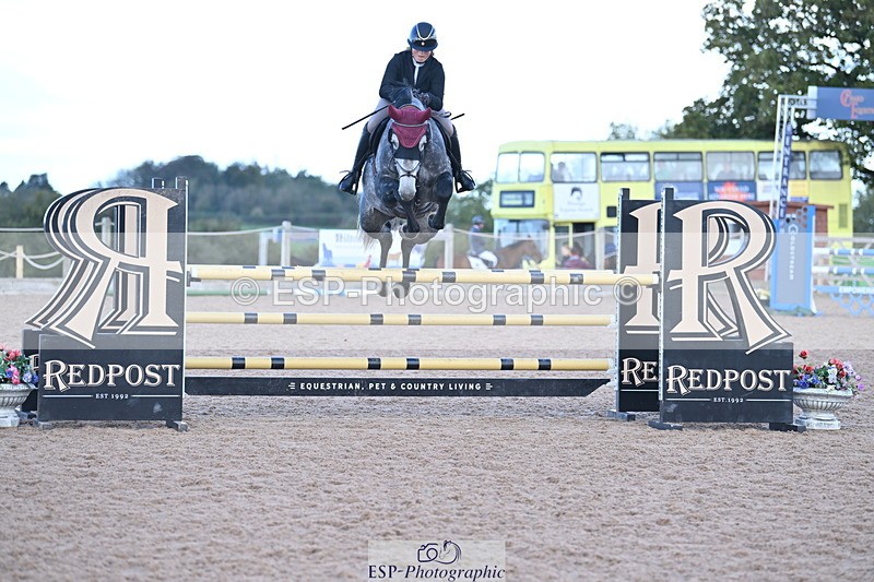 231014A-112504-04376 - Cls 18 Newcomers & 1.10m Open