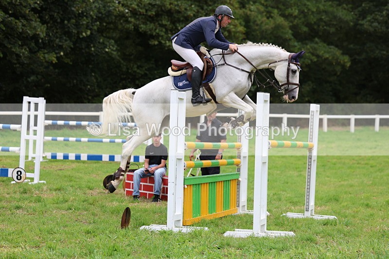 3E7A8348 - Class 8: Senior Foxhunter/1.20m open