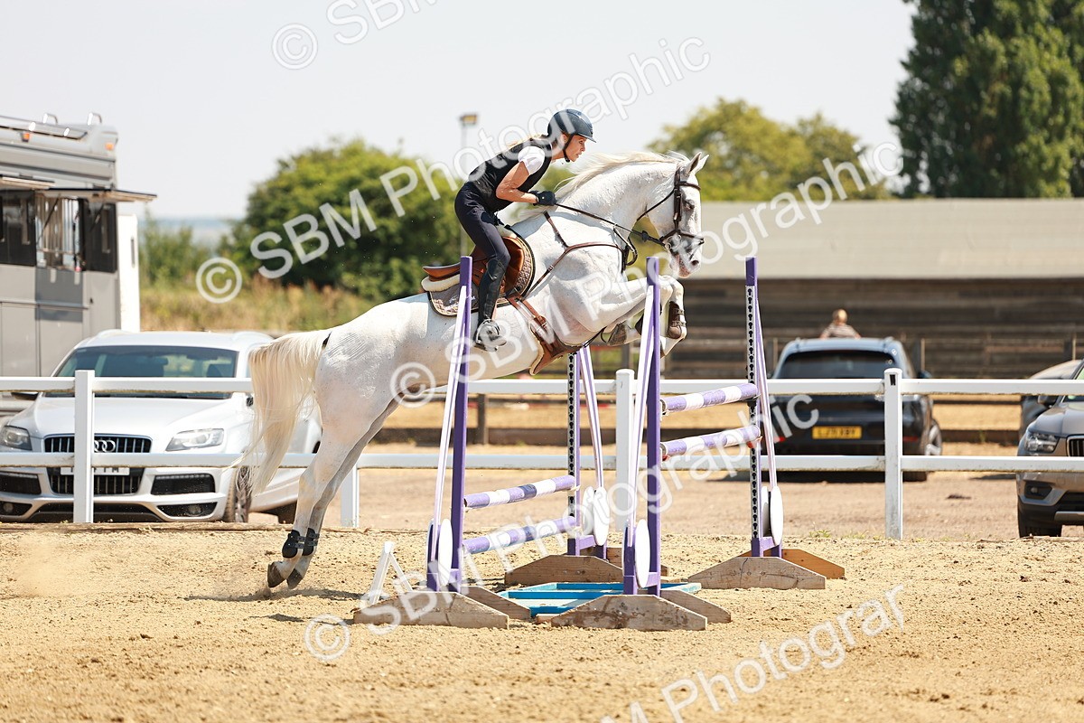 SBM_002009 - Class 5 - Senior Foxhunter - 1.20m