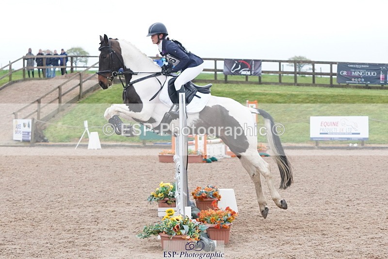 250419-095818-07876 - 556-Elle.Slack-MAPLEVALLEY'S.MR.CLASS