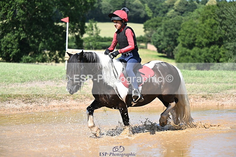 240729B-150322-03082 - Abbie's Group XC