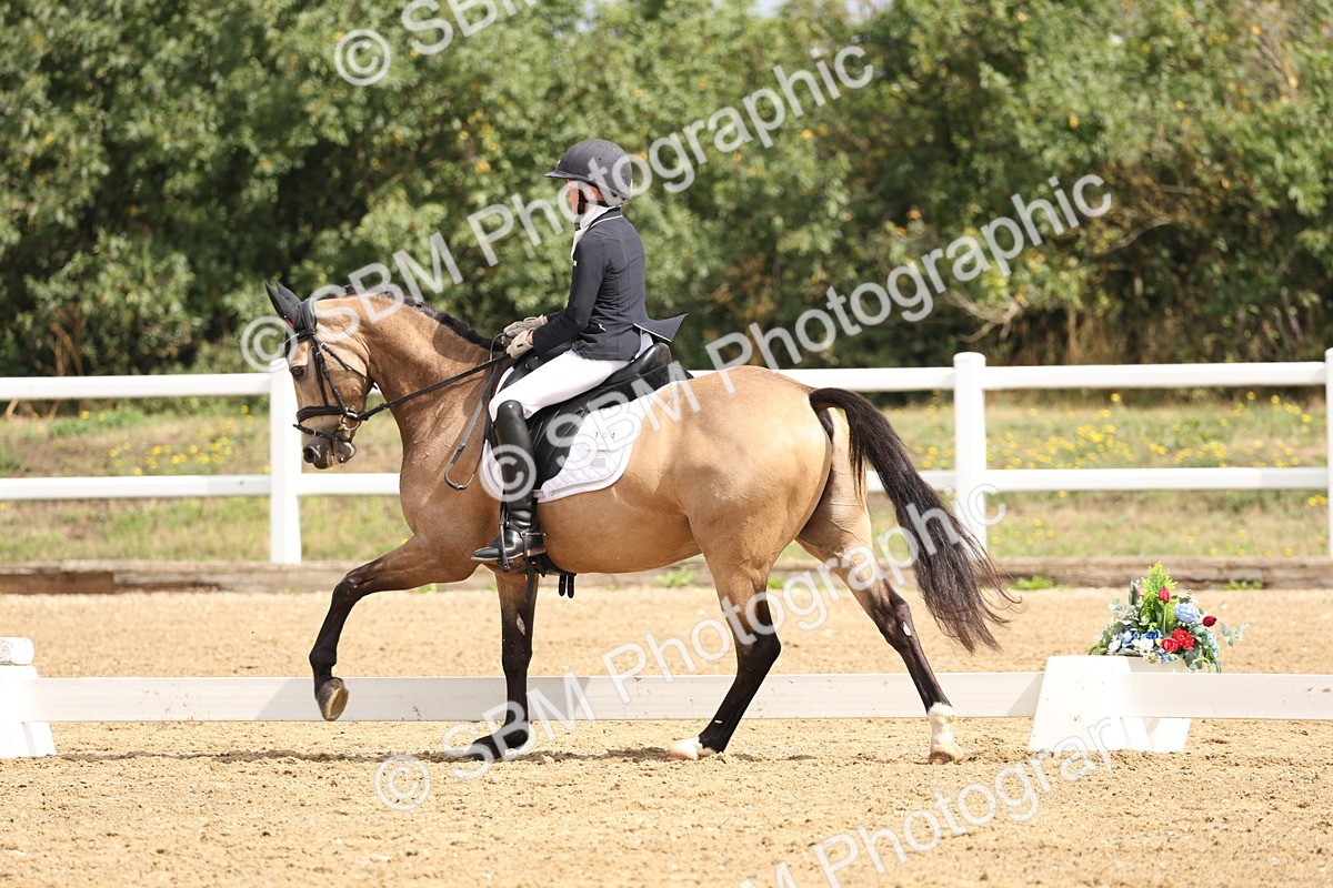 SBM_005802 - Class 6 - Novice 6 - 10.26-11.29