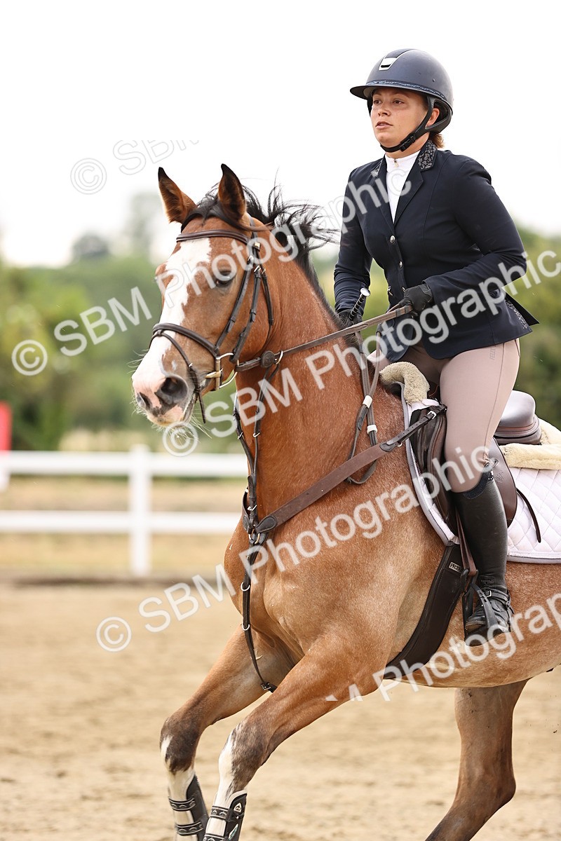 SBM_024800 - Class 9 - Senior British Novice - 90cm