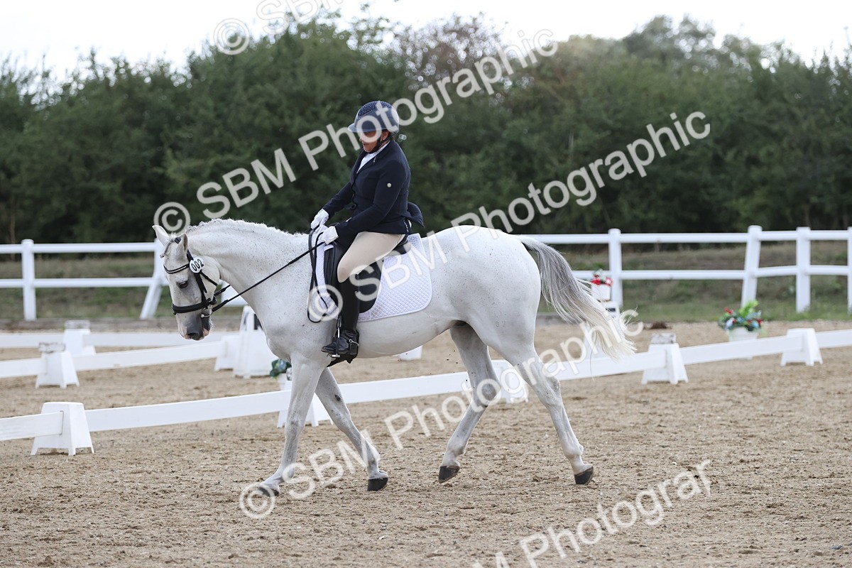 SBM_004226 - Class 9 - Novice 3 Champs