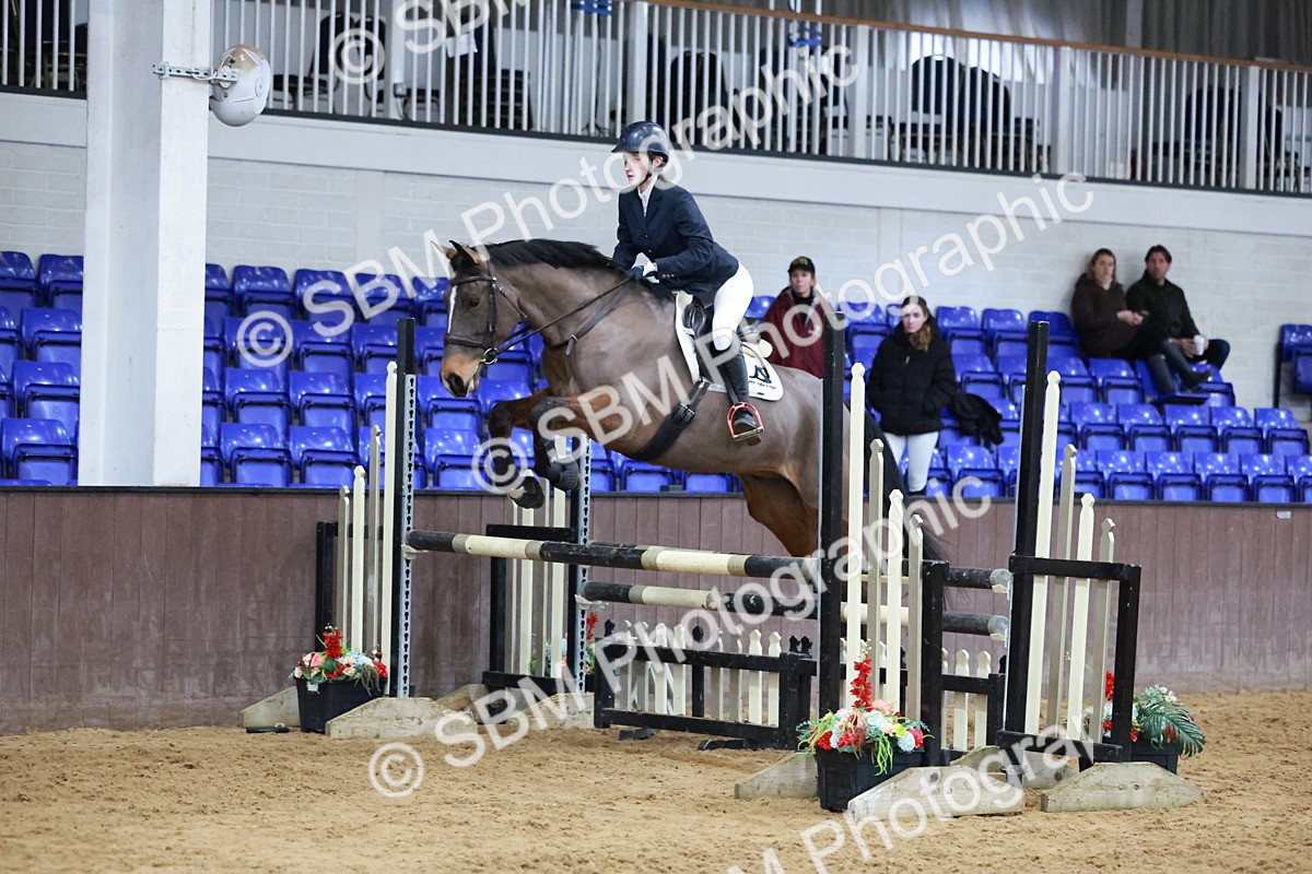 SBM_007703 - Class 24 - Nupafeed Supplements Senior Discovery/ 1m Open