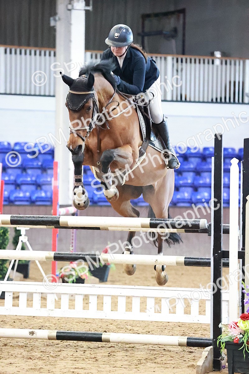 SBM_003006 - Class 11 - Senior Foxhunter 1.20m