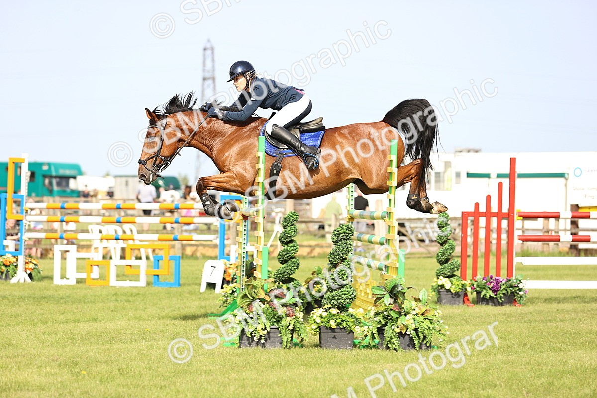 SBM_01260 - Class 200 - Martin Grant Homes Welcome Stakes 1.25m Open
