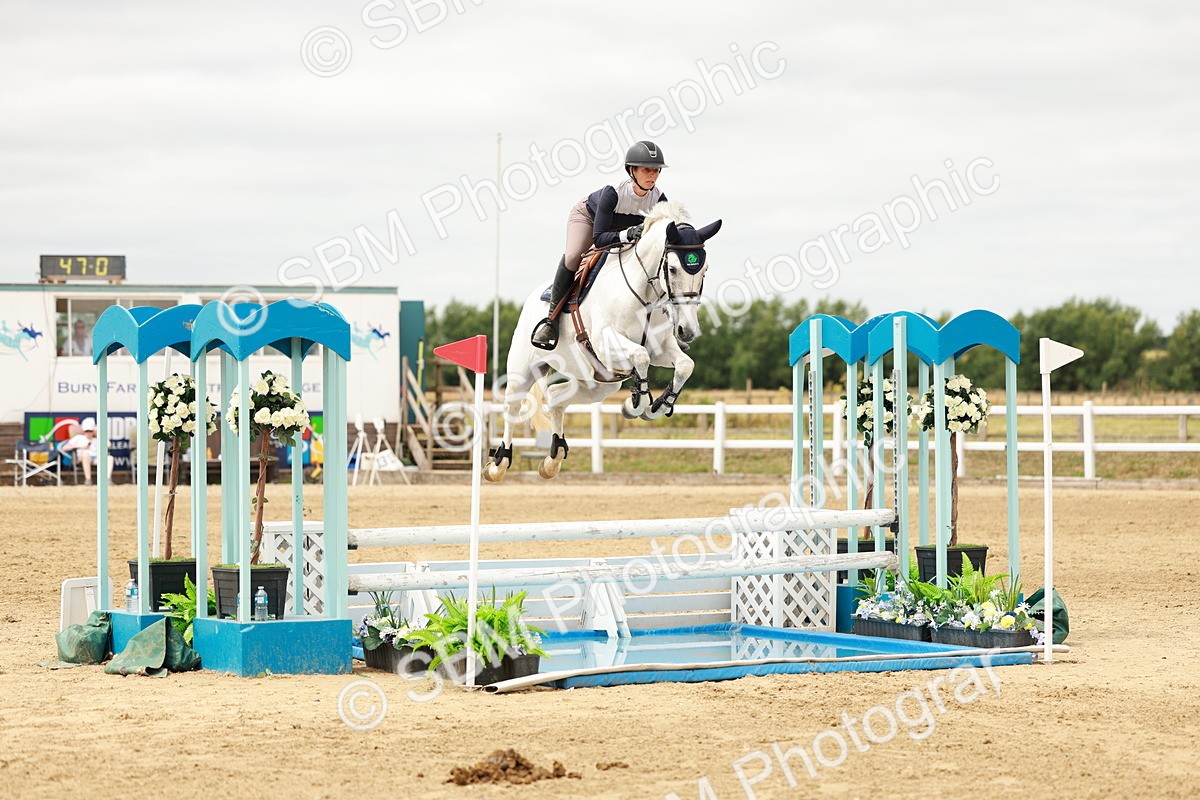 SBM_017584 - Class 21 - Senior Newcomers Championship 2d Rd