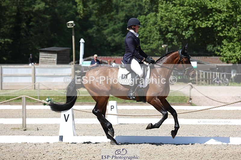 230526-111939-06032 - 151-GREANNANSTOWN_QUARRYMAN_GIRL-Grace_Taylor-WEDTrotUp+DR