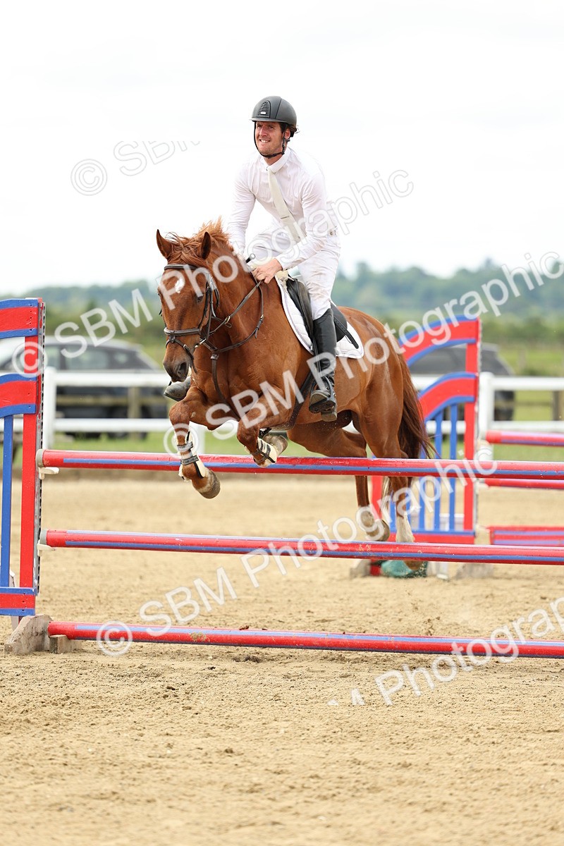 SBM_005329 - Class 17 - Senior Discovery - 1.00m