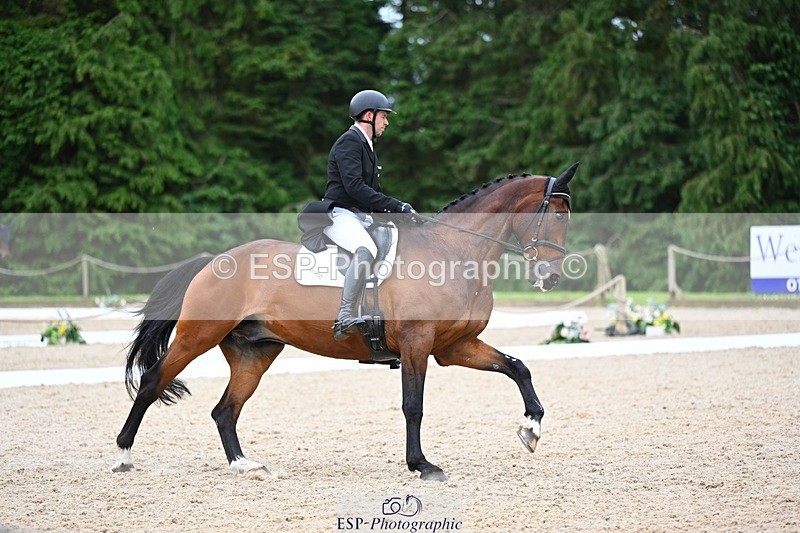 240524-154129-10557 - 537-FULL_MOON-Adam_Trew