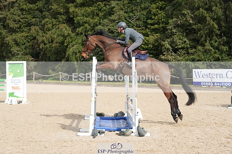 260322A-130904-01793 - 12 Newcomers 1m 10 Open