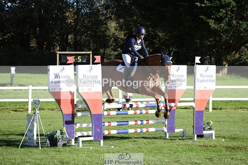 231022-103315-24601 - 656-DUNARD.RED.KNIGHT-Naomi.Watkins-TrotUp+SJ