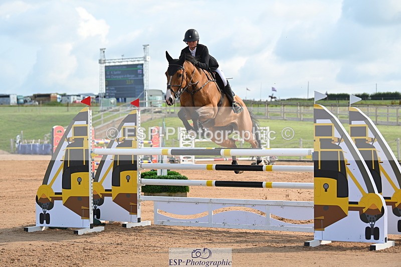 230721A-094704-04998 - Cls 2, 2 Star Small 1.30m