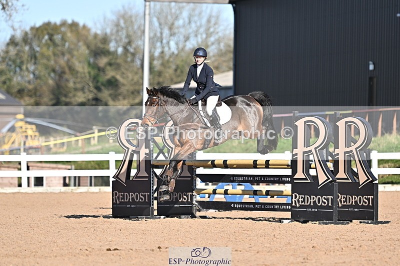 241113A-114800-00392 - Cls 03 Snr 1.05m