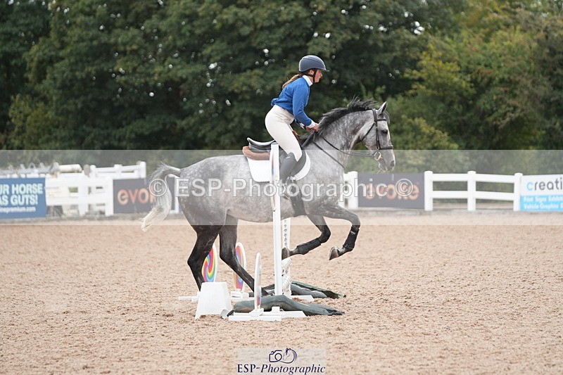 260825B-151349-00032 - Clear Round