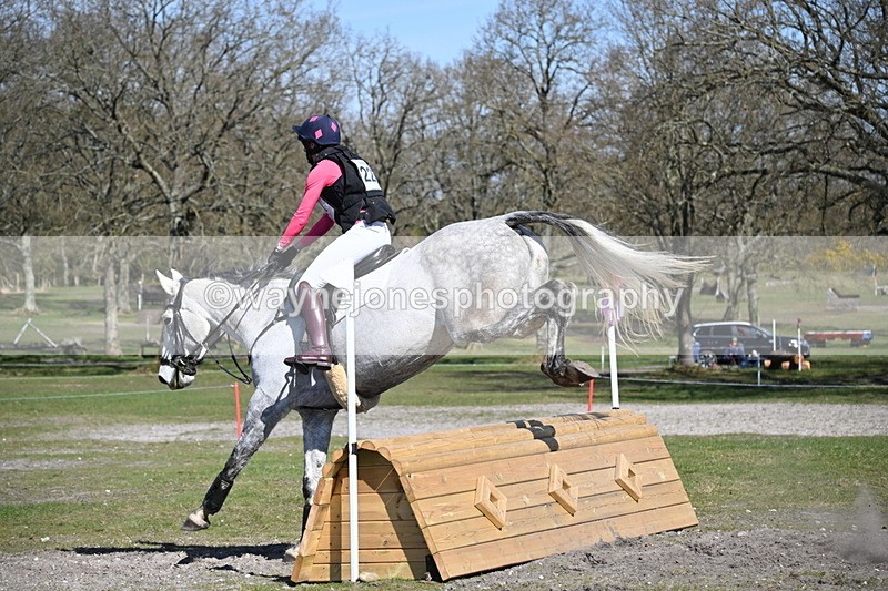 WJ6_3352 - Time 12:19 to 12:35