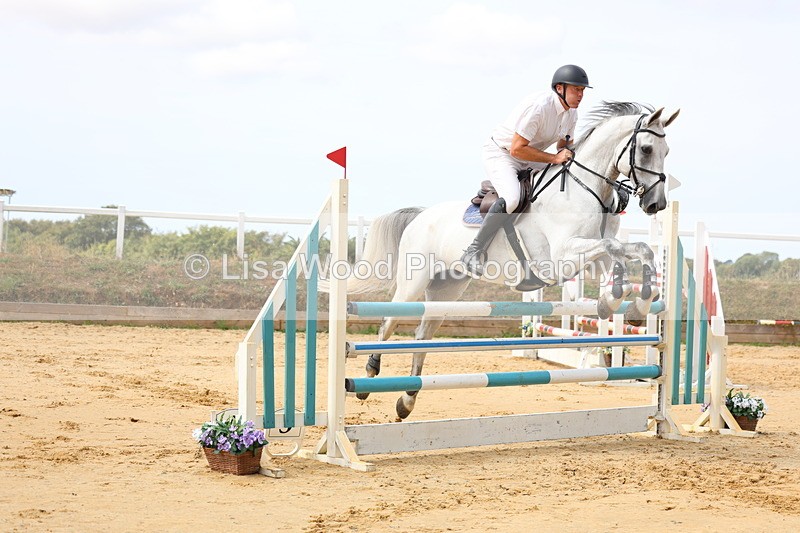3E7A4184 - Class 7: Senior Newcomers/1.10m open