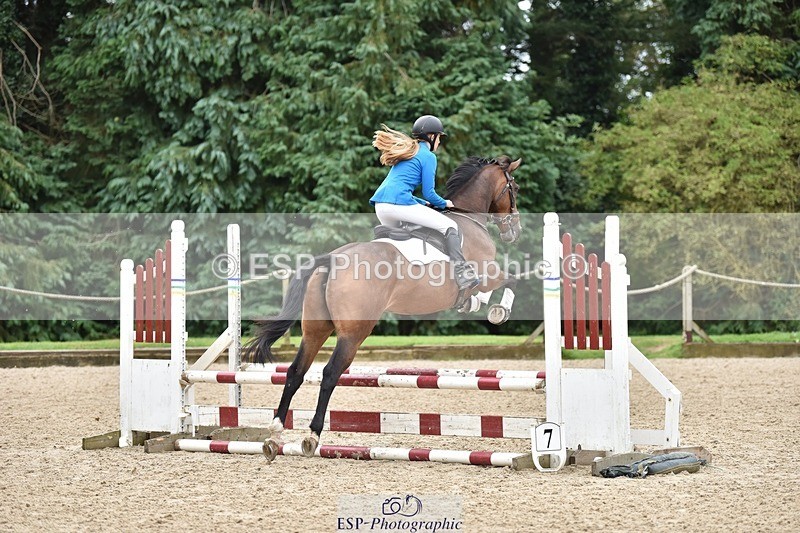 240802-102752-00844 - 70cm Round 1