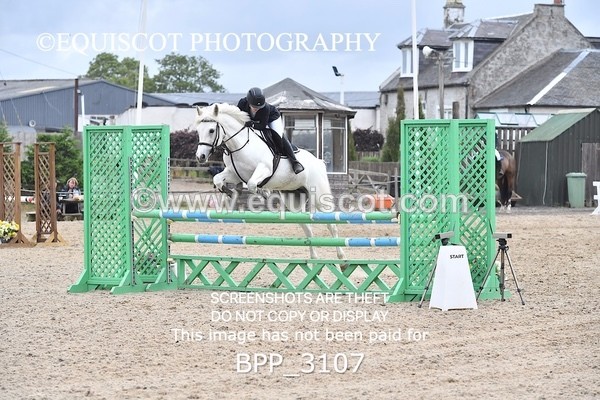 BPP_3107 - CLASS 13 SUN Senior BritiNovice/ 90cm Open