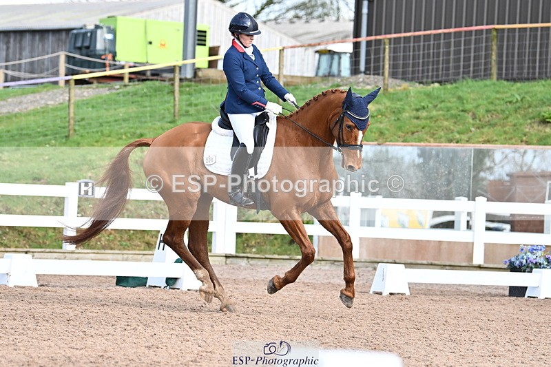 240218A-123946-07056 - 208-Charlotte.Dicker-Catherston.Zahara