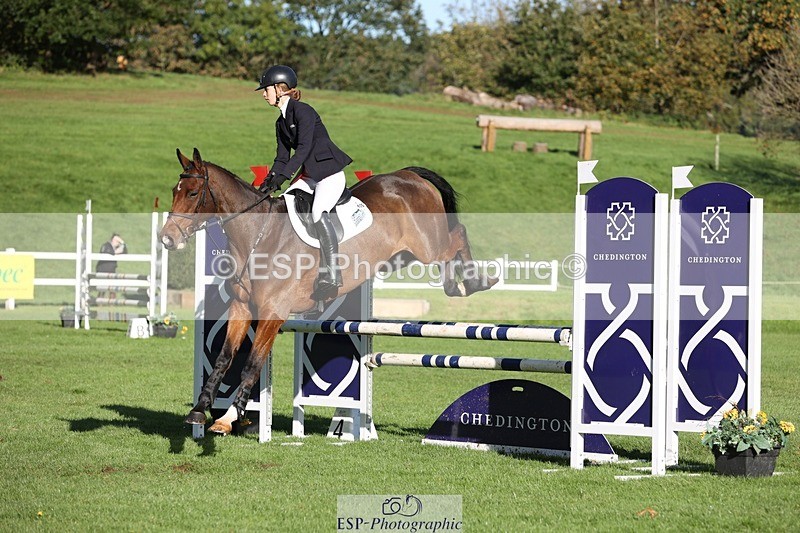 231022-104112-24678 - 605-SPORTSFIELD.U2-Katie.Corbin-TrotUp+SJ