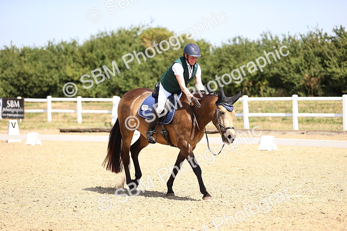 SBM_009505 - Novice 5 - 9.50-10.53