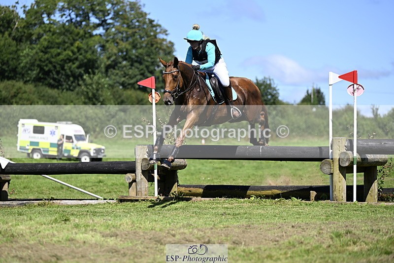 240811A-142725-04559 - 208-