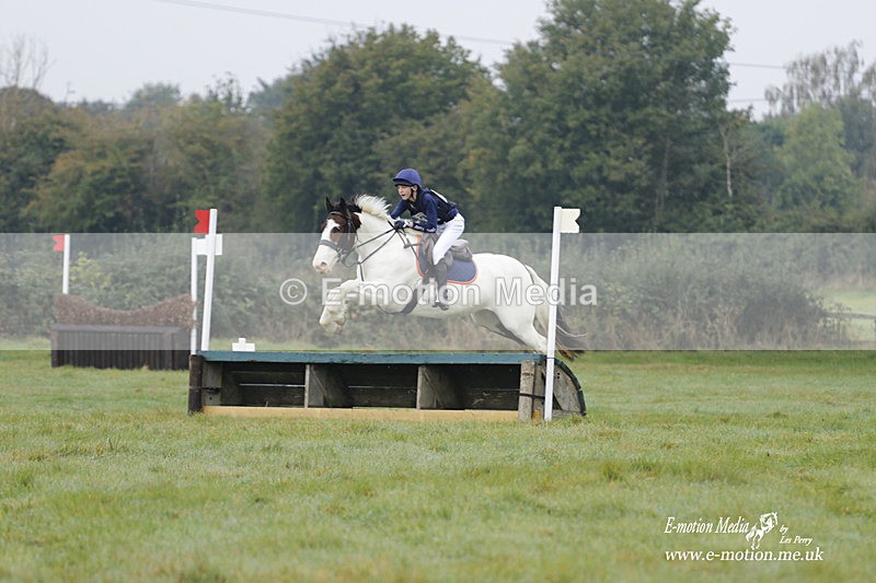 WWHT 171021 0615 - Novice Restricted (0.80m)  17/10/21