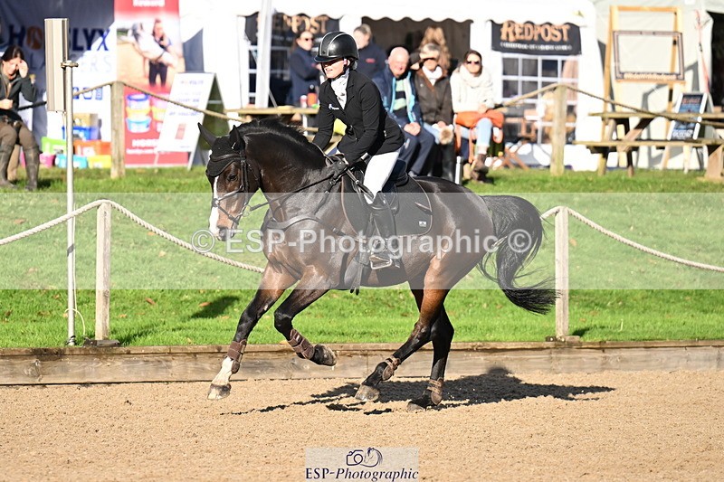 251024A-104543-06564 - B-148-Tarka.Abraham