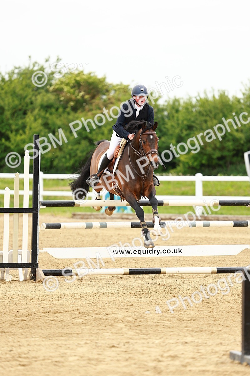 SBM_001095 - Class 4 - Senior Newcomers - 1.10m