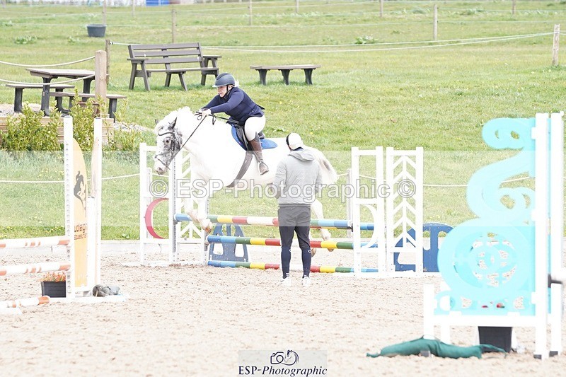 250414-125608-00826 - 70cm Round 2