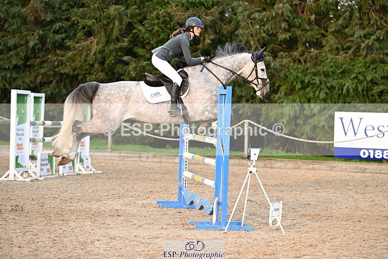 250322A-173927-03823 - Cls 14 Snr Fox & 1.20m Open