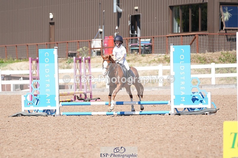 260811-150955-00012 - Cls 1 and 2 Clear Round