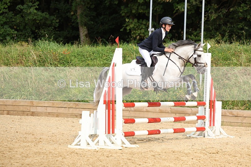 3E7A3060 - Class 13: Pony British Novice/80cm open