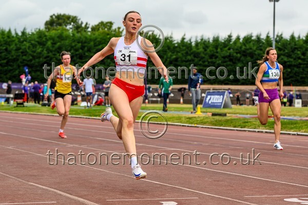 Sen25SAT-911491 - Track Female Set One